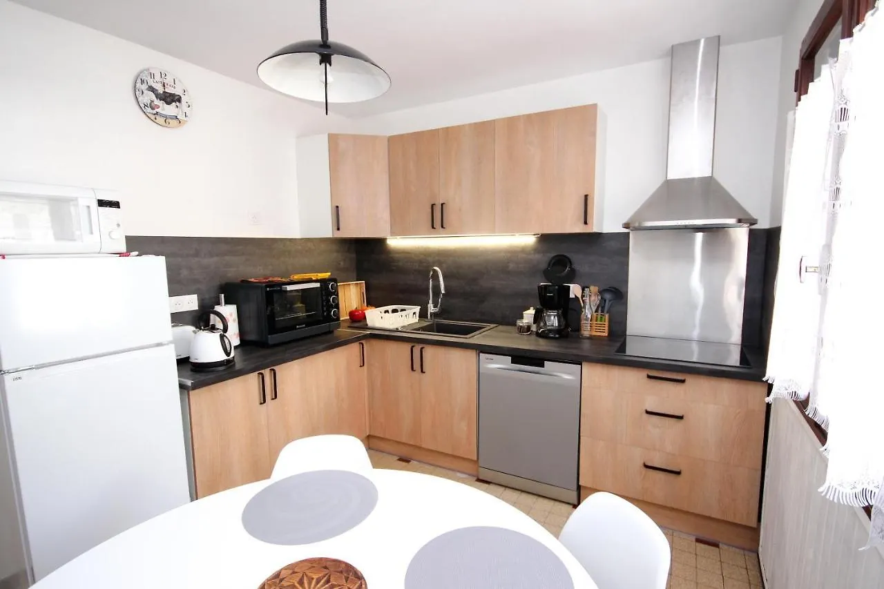 Apartament Coquet Appartement Type 2 De 56 M² En Centre Ville Briançon